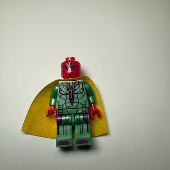 Lego Mini Figure Super Heroes Vision - Picture 1 of 3